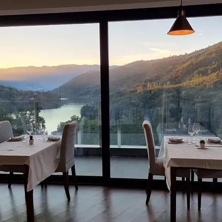 Dobau Village Aldeamento Turístico 3*