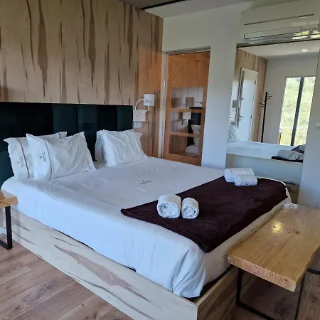 Aldeamento Turístico Dobau Village 3*