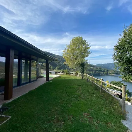 Aldeamento Turístico Dobau Village Vieira do Minho