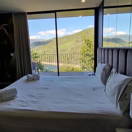 Aldeamento Turístico Dobau Village 3*