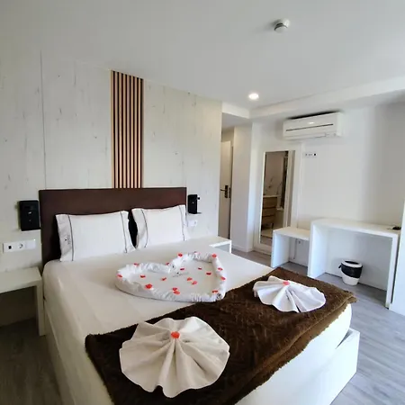 منتزه العطل Dobau Village 3*