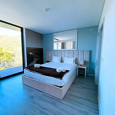 假日公园 Dobau Village 3*