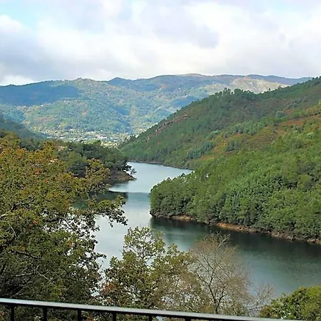 假日公园 Dobau Village 3*