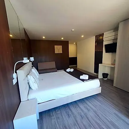 Dobau Village 假日公园 3*