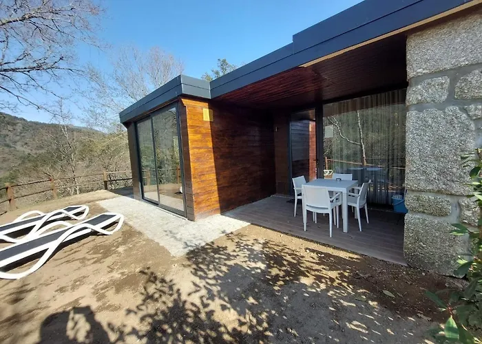 Dobau Village ヴィエイラ・ド・ミーニョ